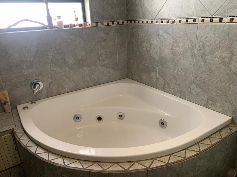 3 Bedroom Property for Sale in Sarepta Western Cape
